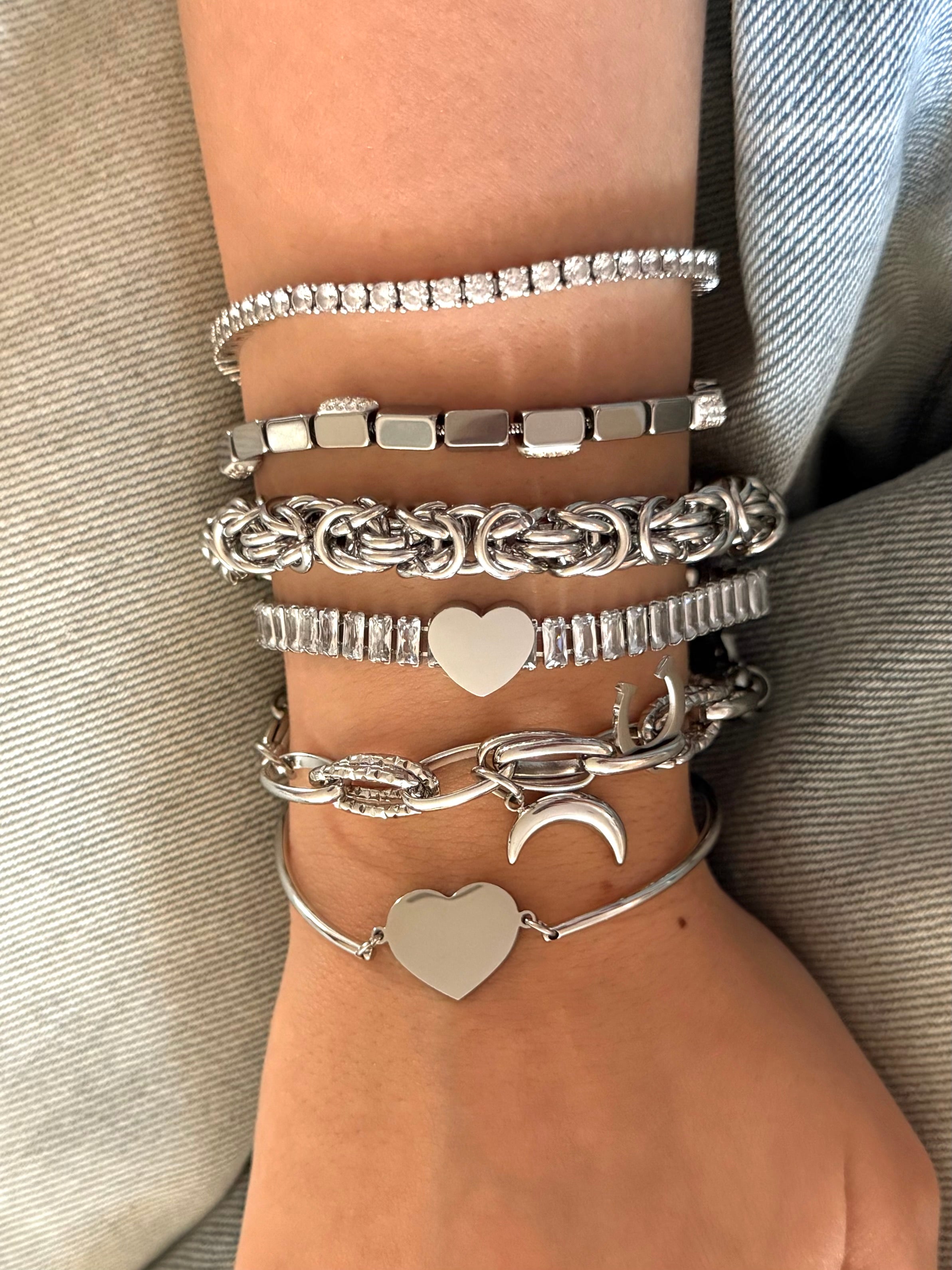 Bracciali