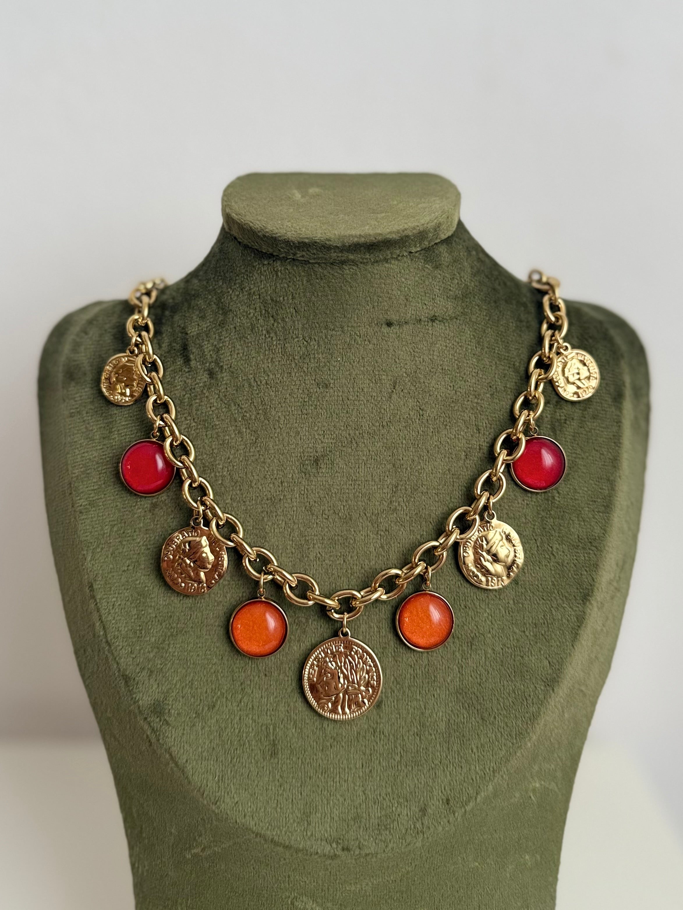Collana Poppies