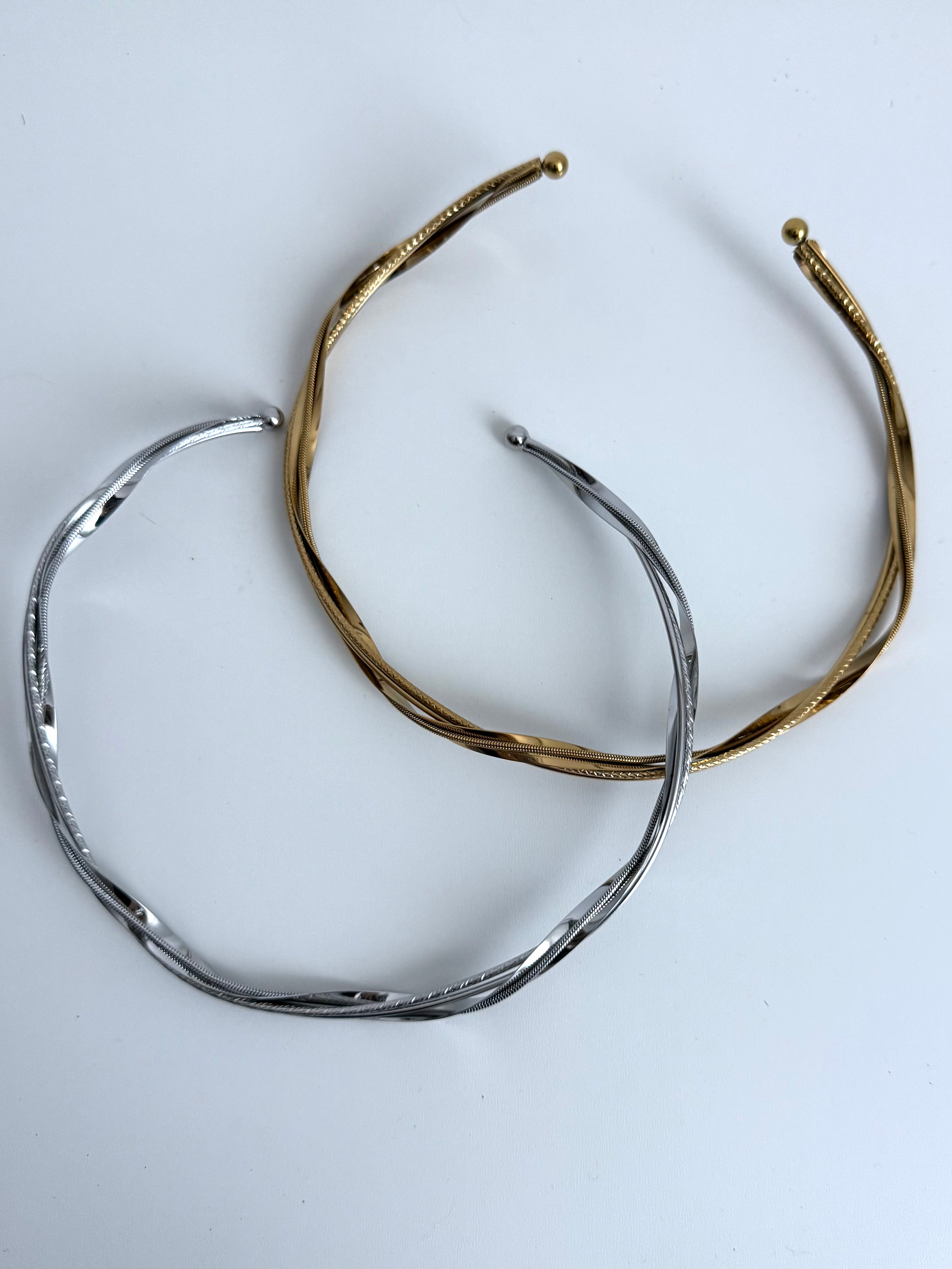 Girocollo Linee Intrecciate