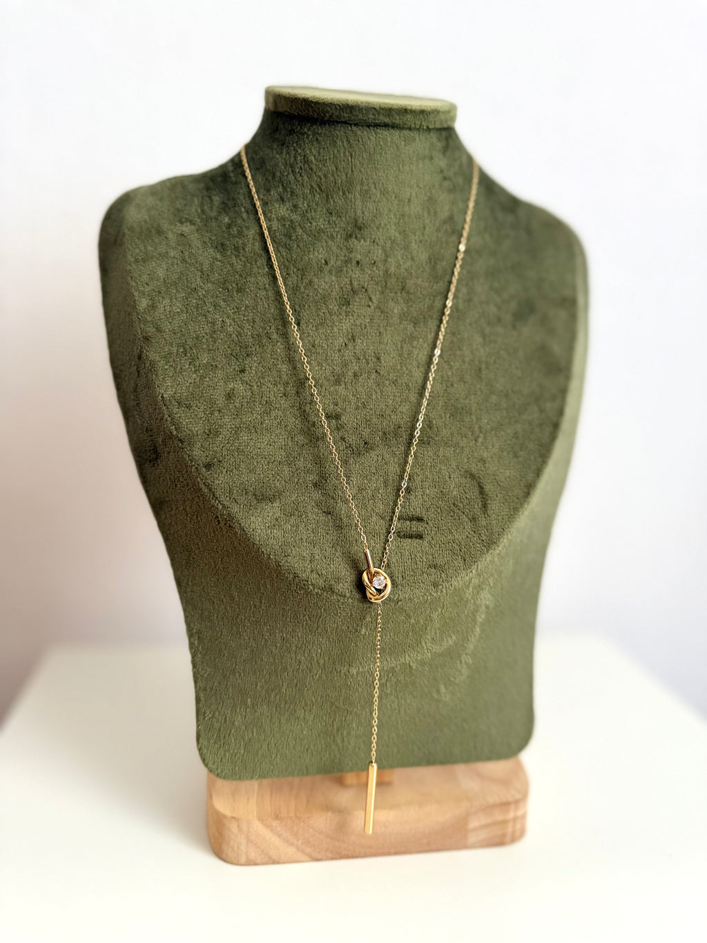 Collana Nodino e Punto Luce