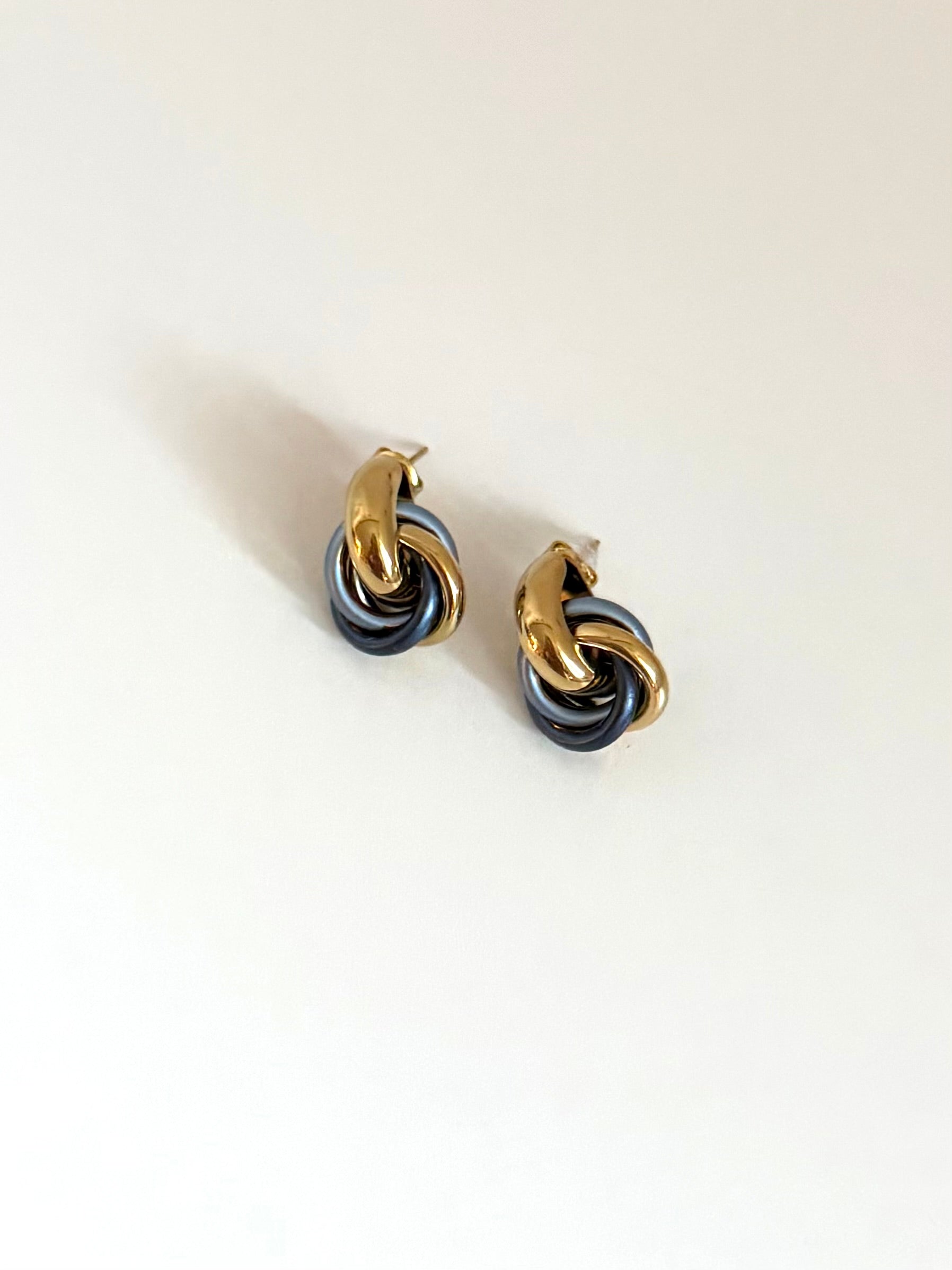 Orecchini Mini Nodini