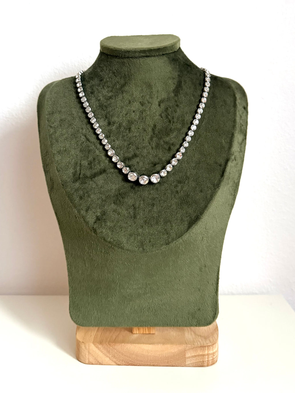Collana Astra