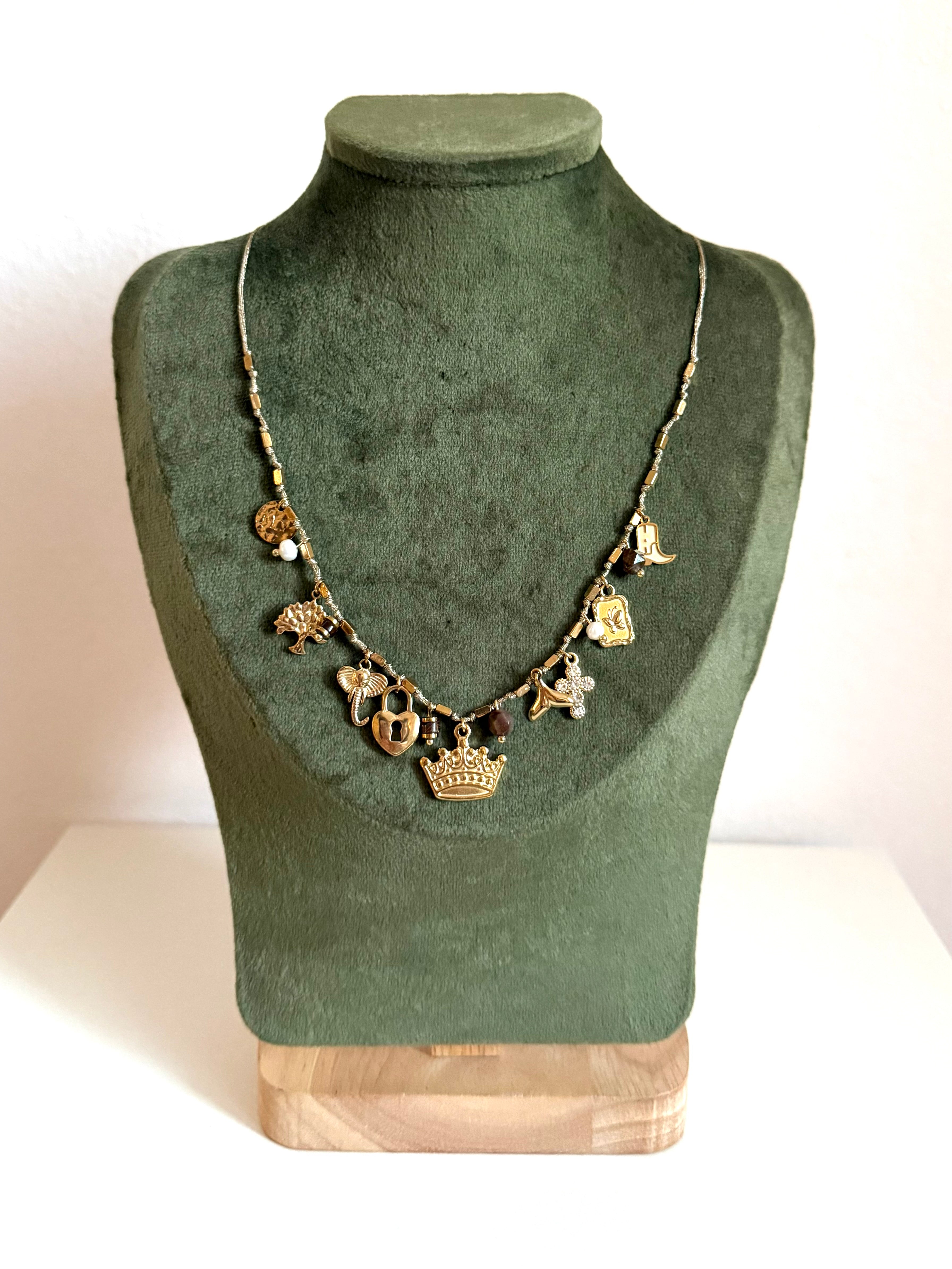 Collana Charms & Crowns