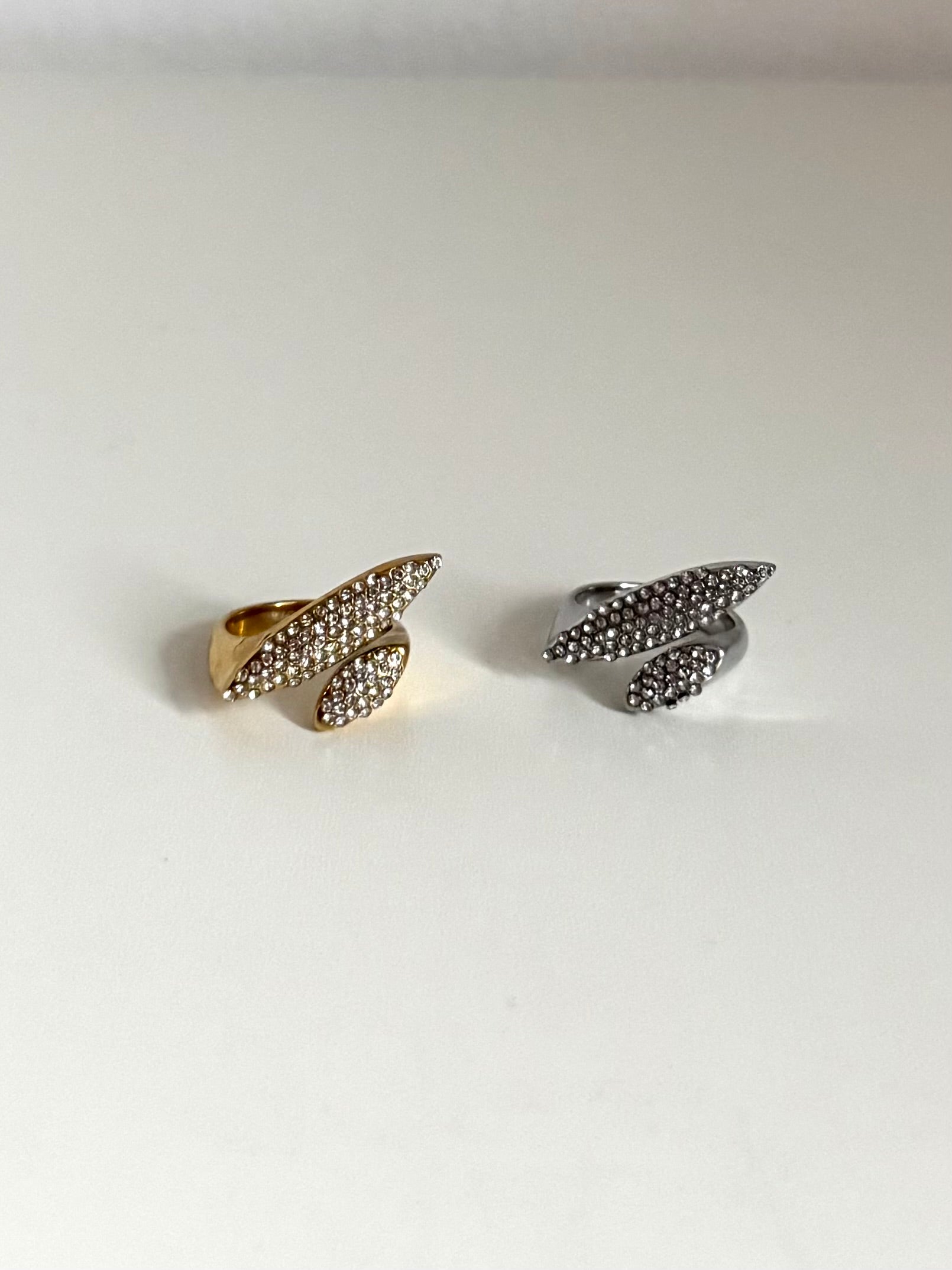 Anello Astrid