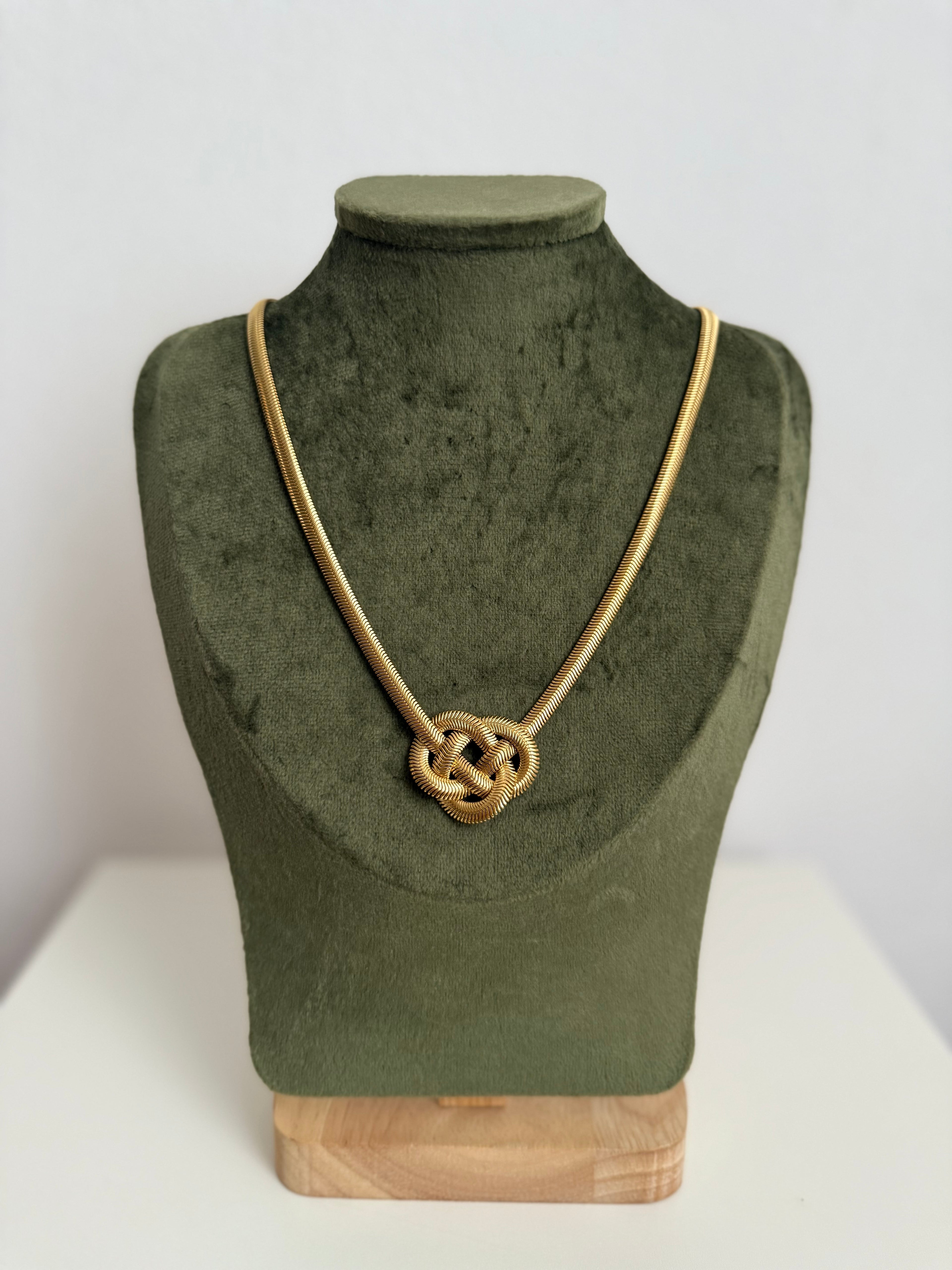 Collana Snake con Nodo