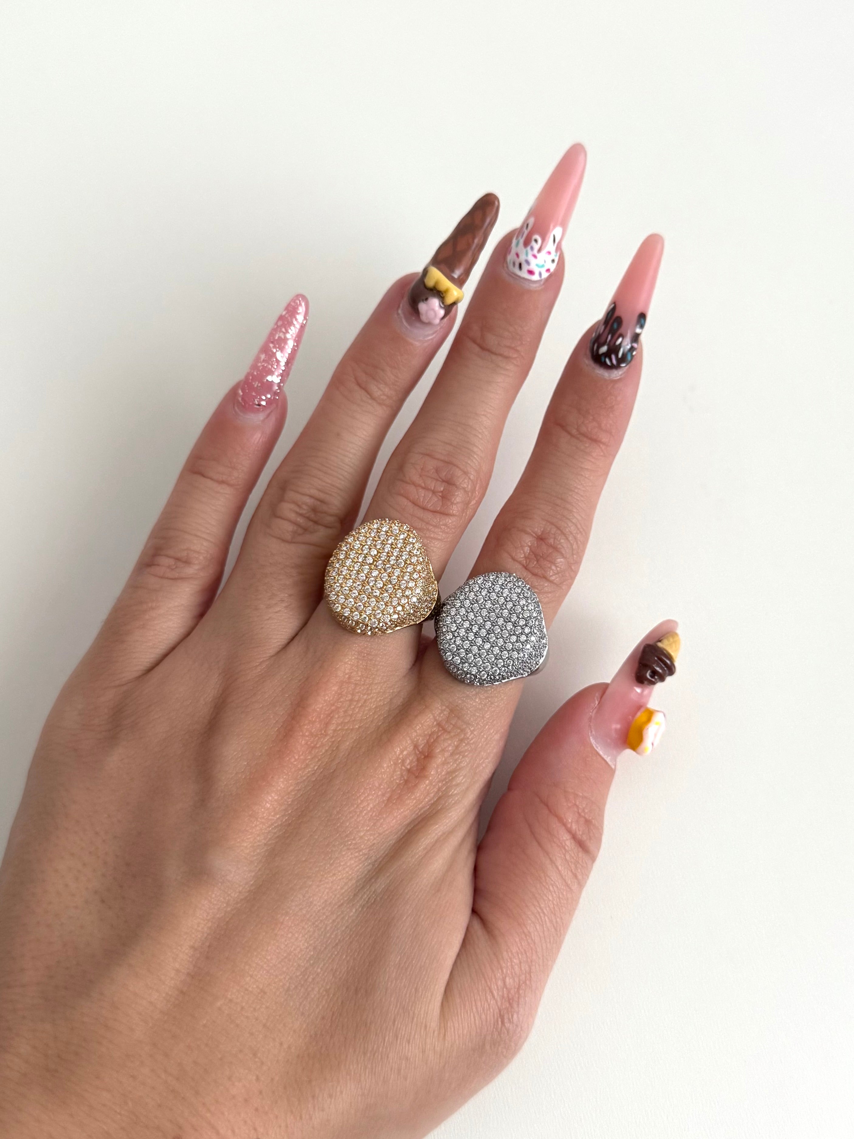 Anello Nyx
