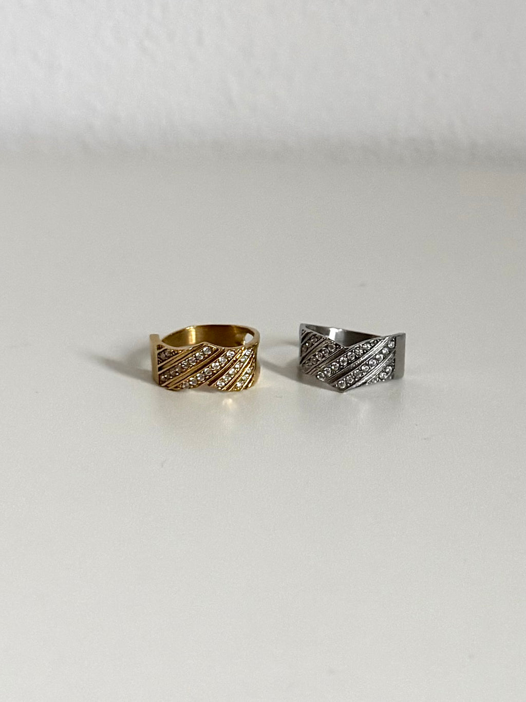 Anello Golden Lines