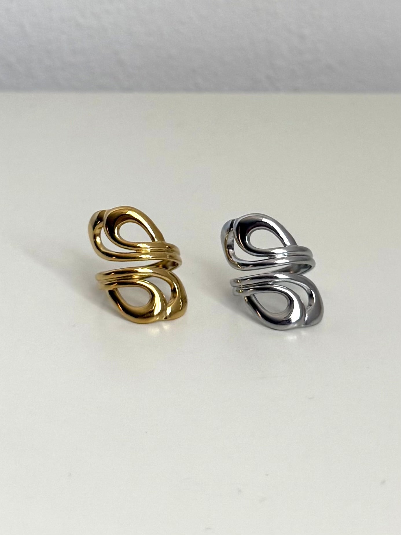 Anello Hype