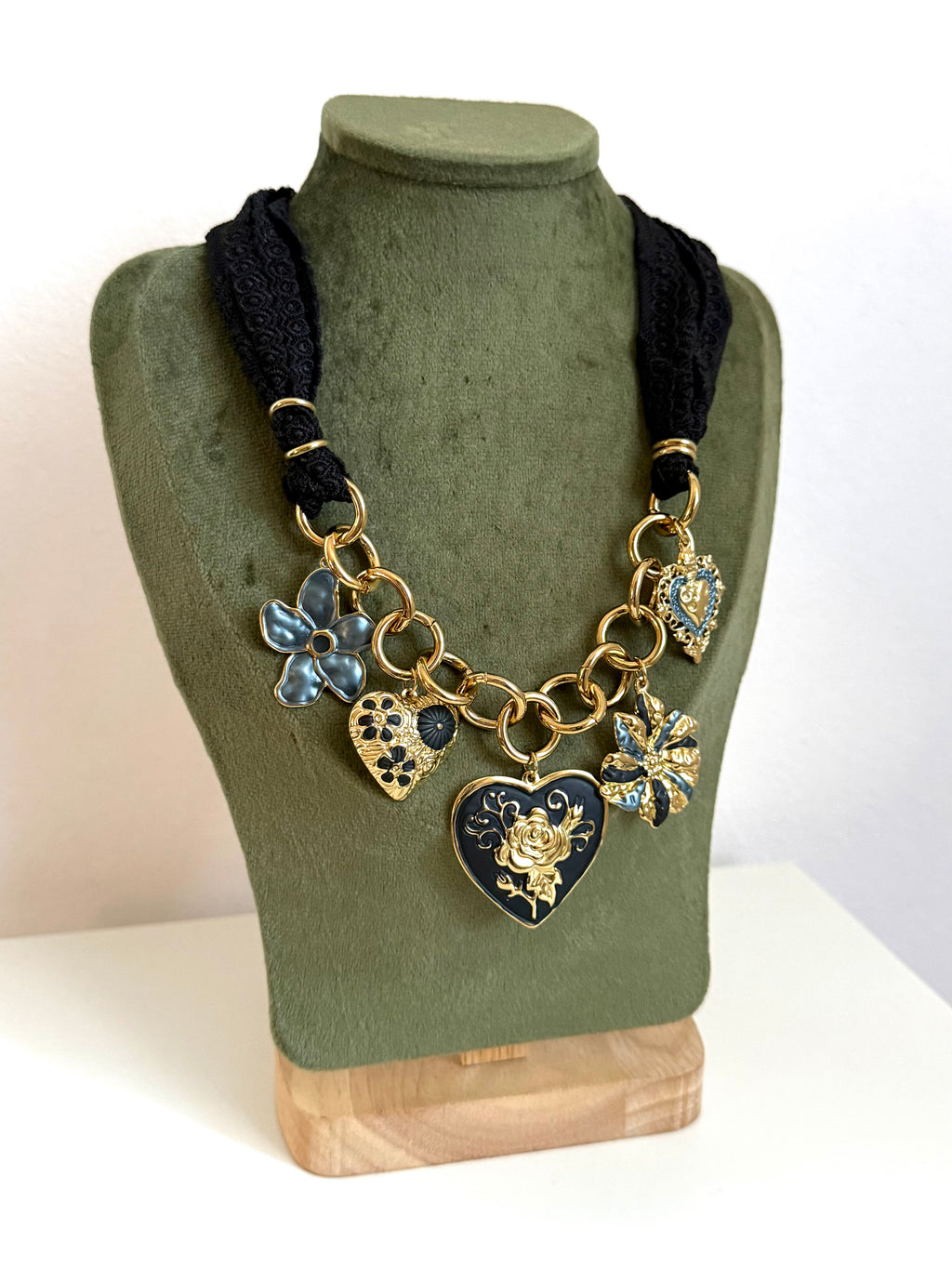 Collana Black Velvet