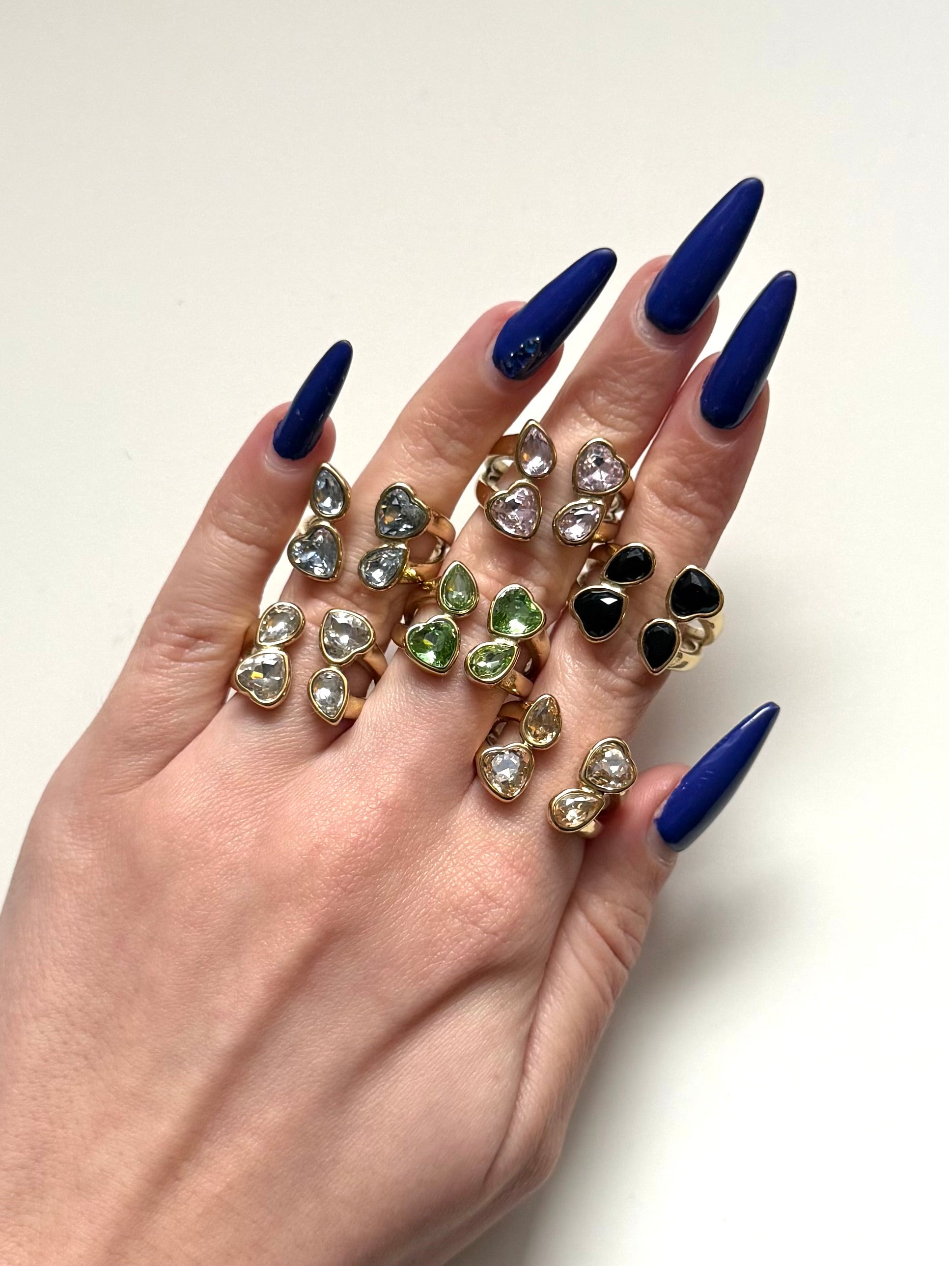 Anello Cora