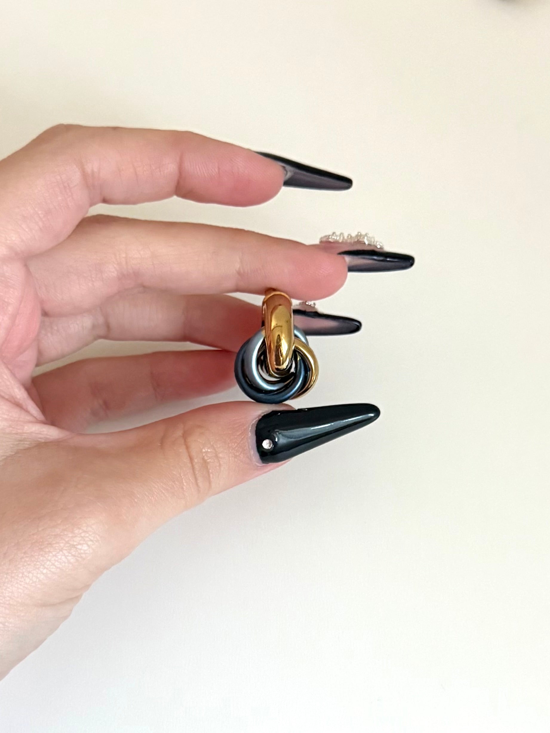 Orecchini Mini Nodini