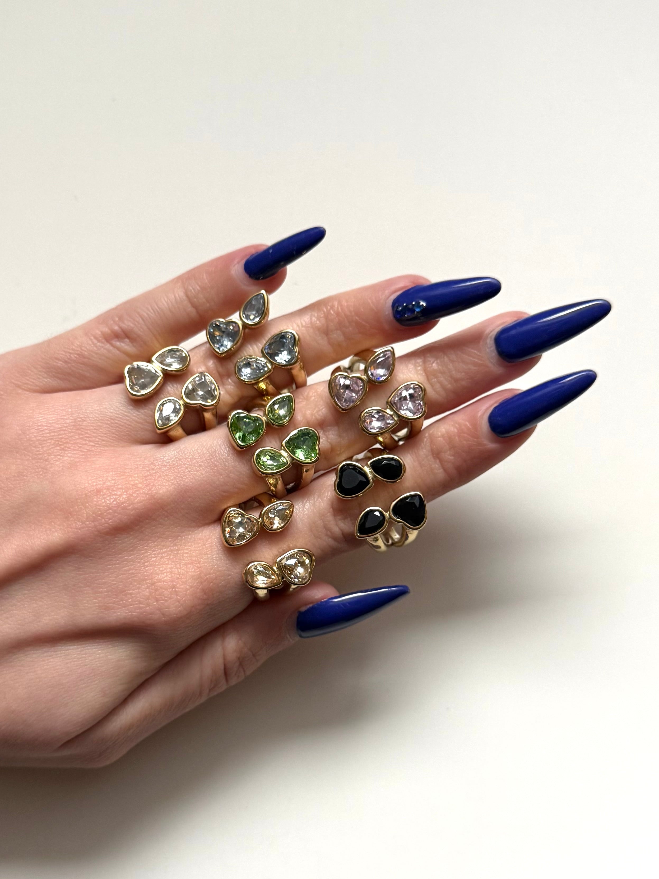 Anello Cora