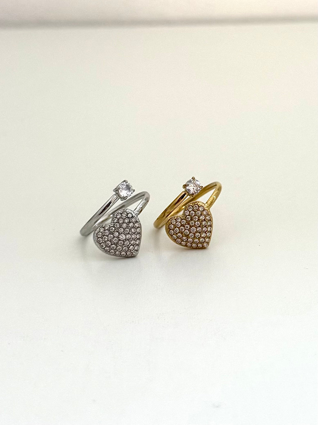 Anello Heart con Punto Luce
