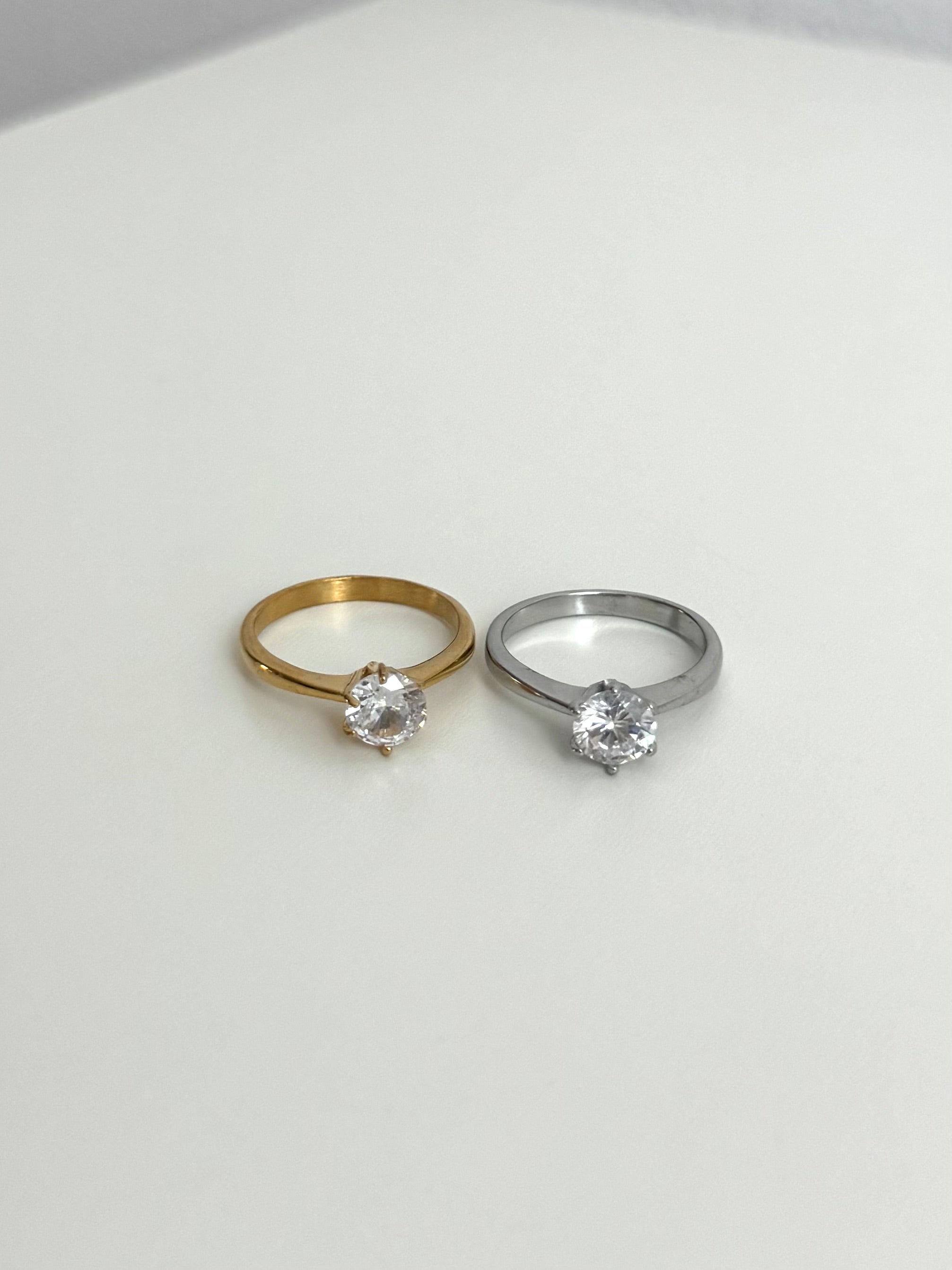 Anello Solitario