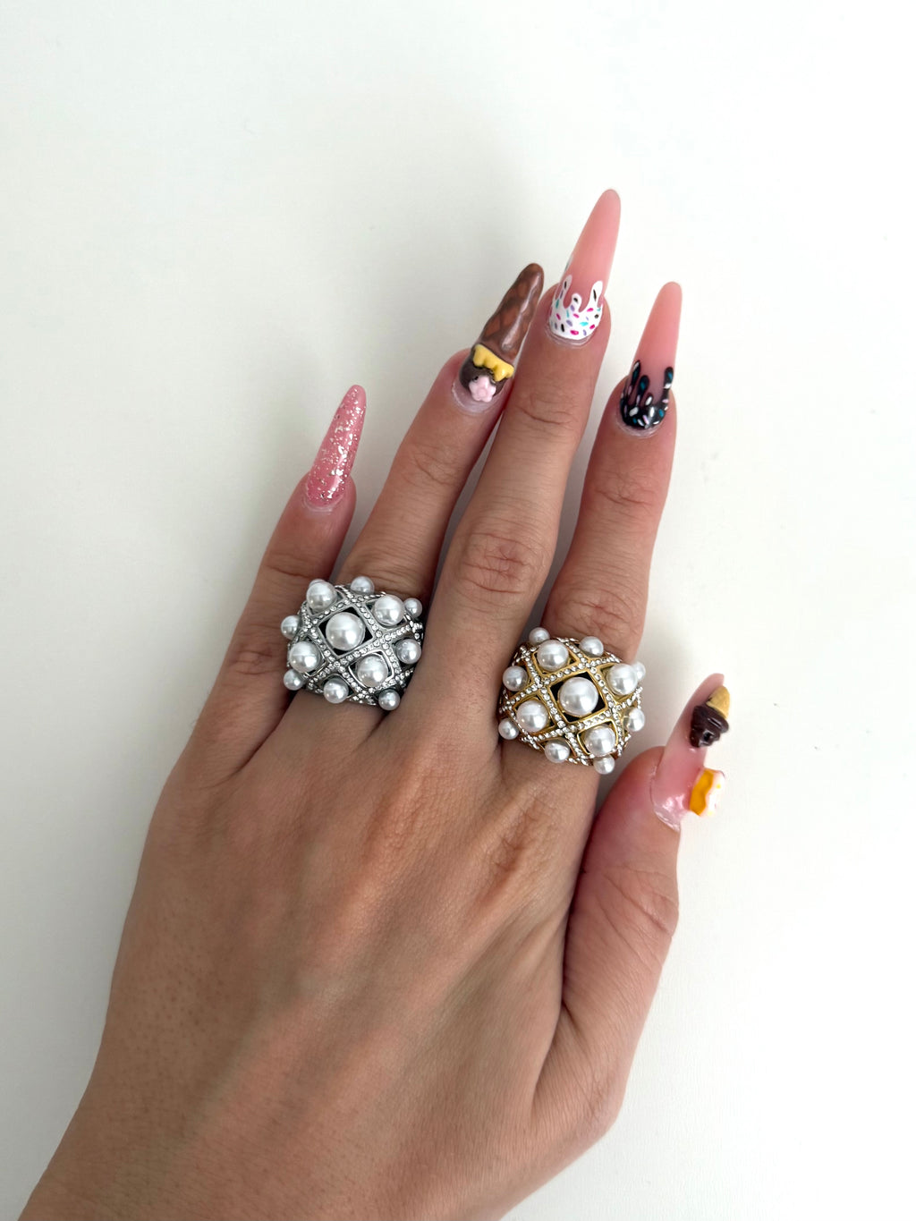 Anello Baroque