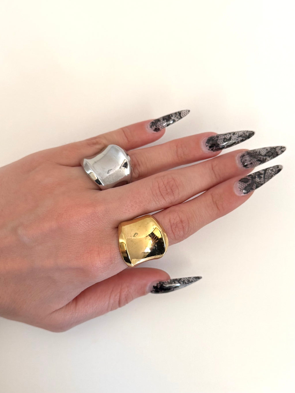 Anello Scudo