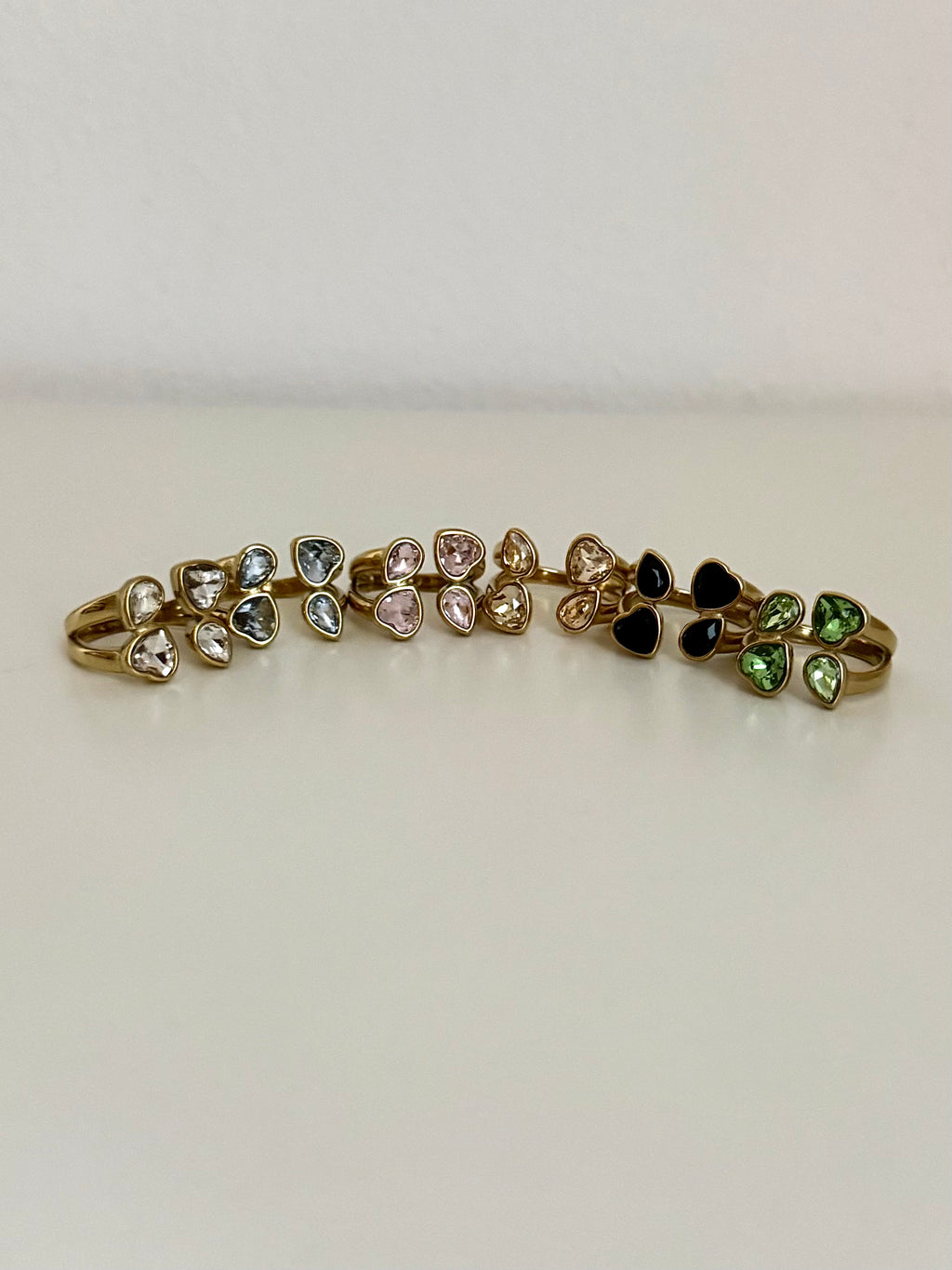 Anello Cora